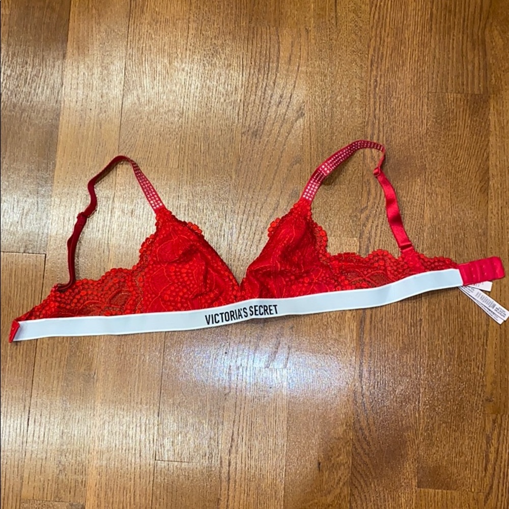 VICTORIA SECRET bralette (never worn)
